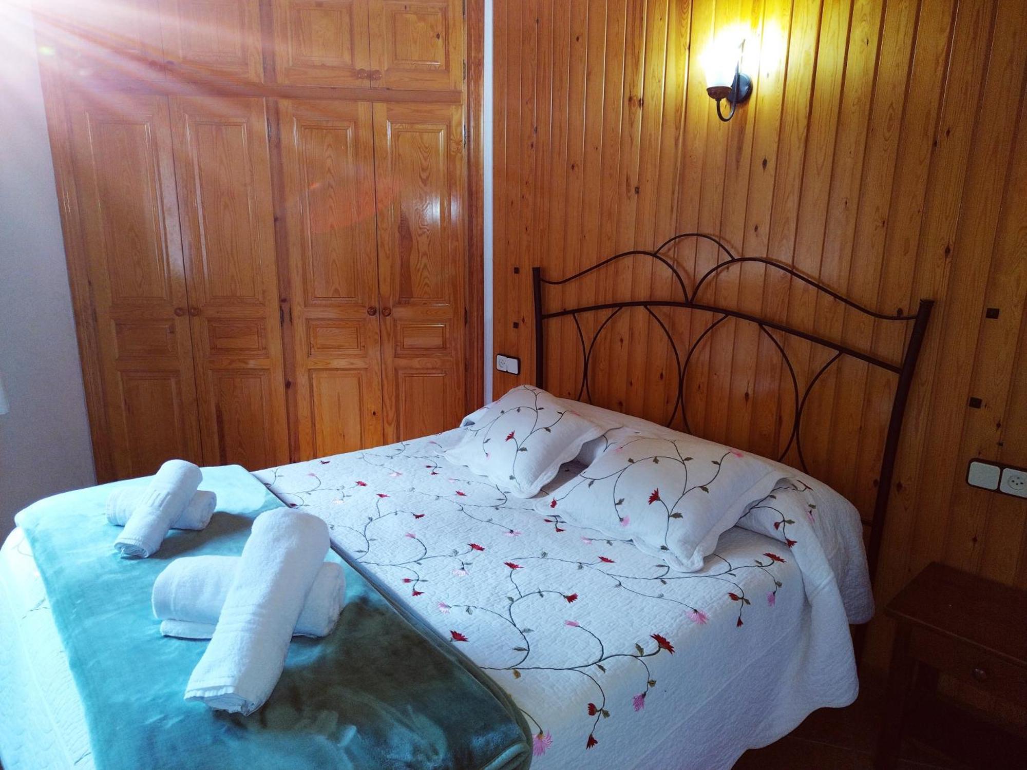 אספוט Apartament L'Atic מראה חיצוני תמונה